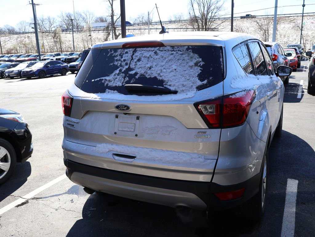 Used 2019 Ford Escape SE image 7