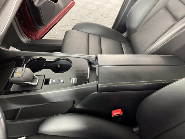 Certified 2025 Nissan Rogue SV w/ SV Premium Package FWD image 28