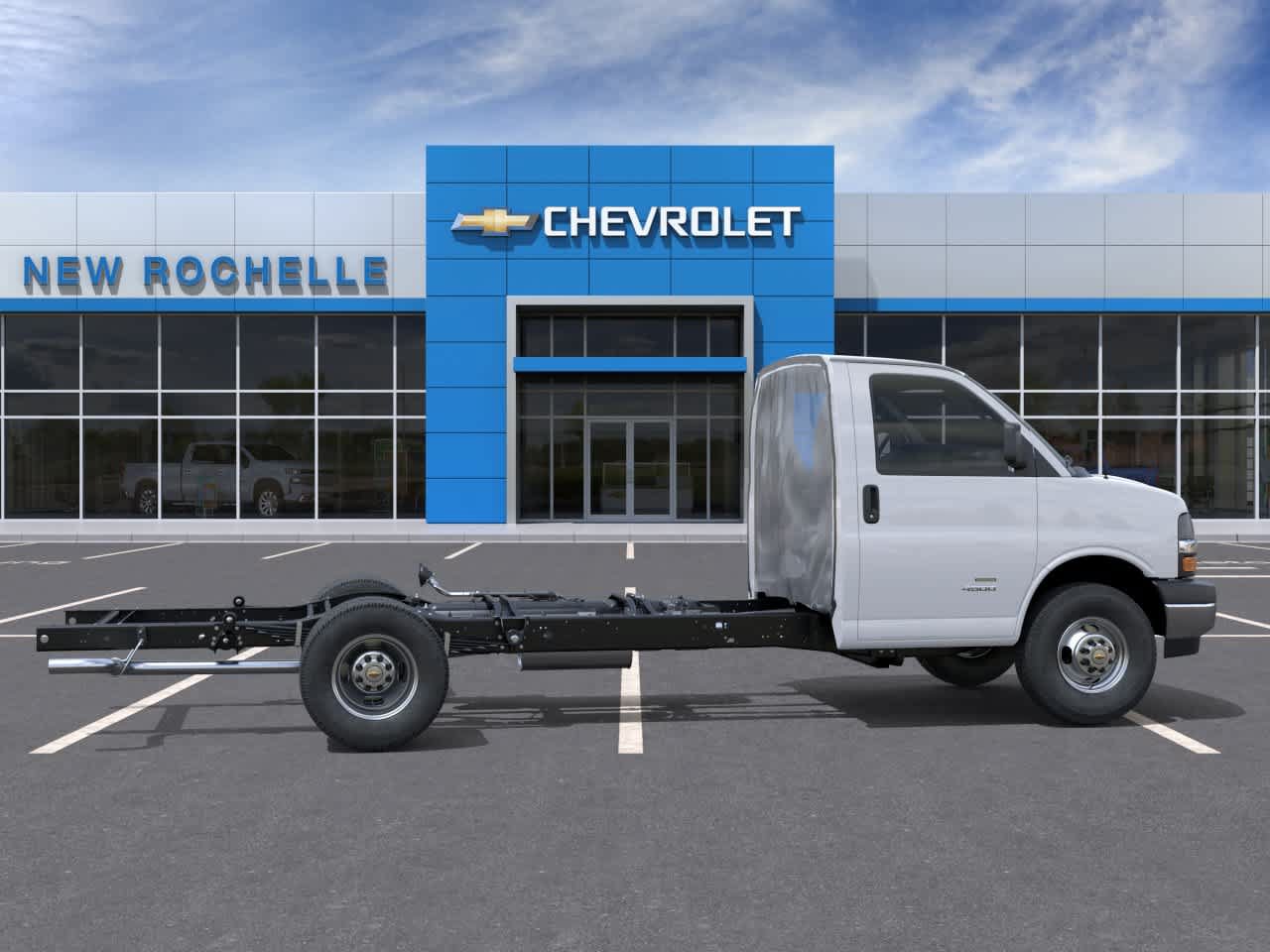New 2025 Chevrolet Express 3500 w/ Power Convenience Package RWD image 5