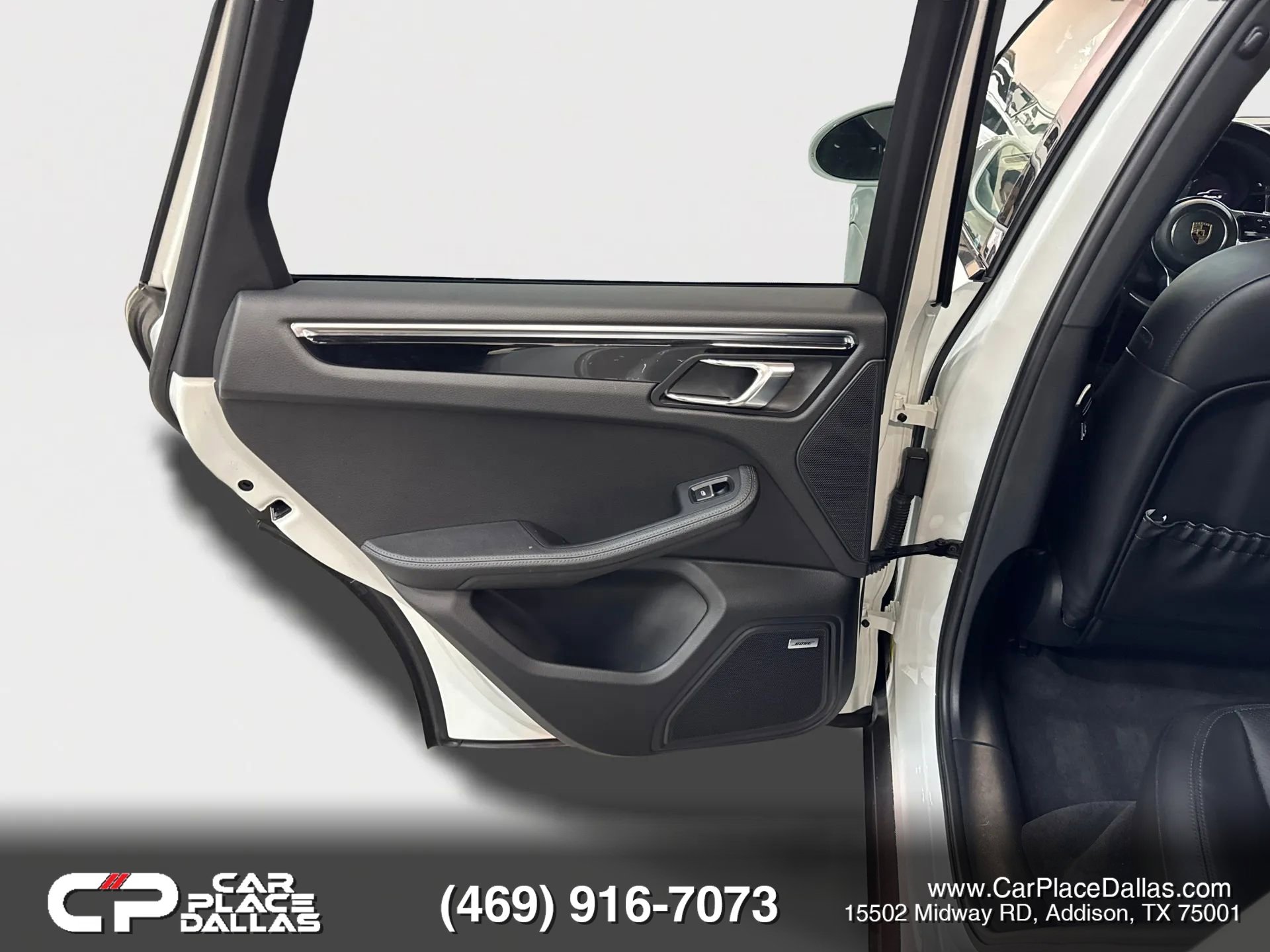 Used 2017 Porsche Macan S image 20