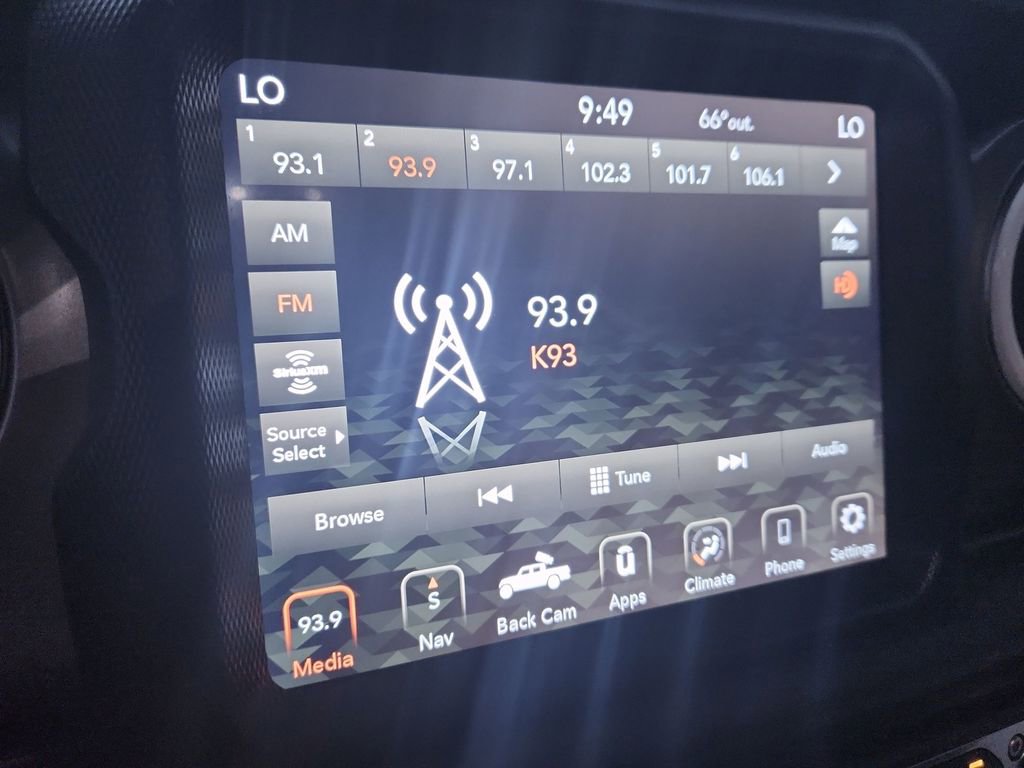 Used 2020 Jeep Gladiator Rubicon AWD/4WD image 16