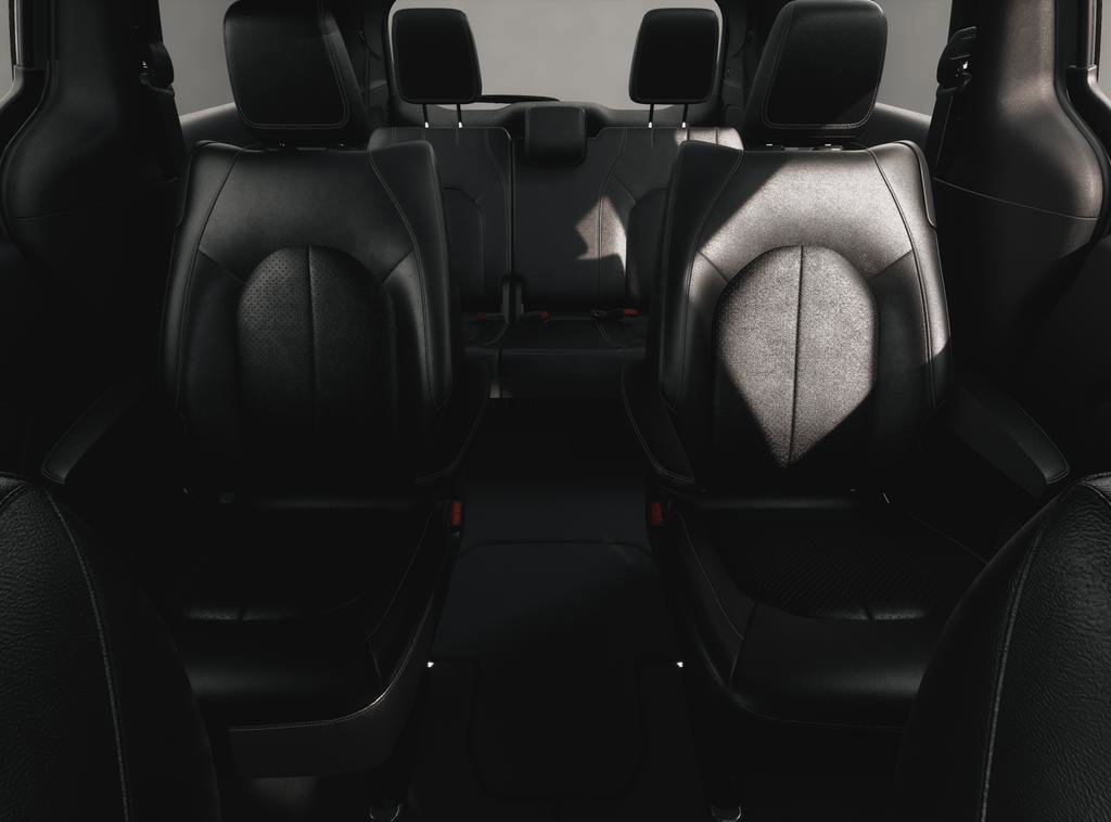New 2027 Chrysler Pacifica Select FWD image 3