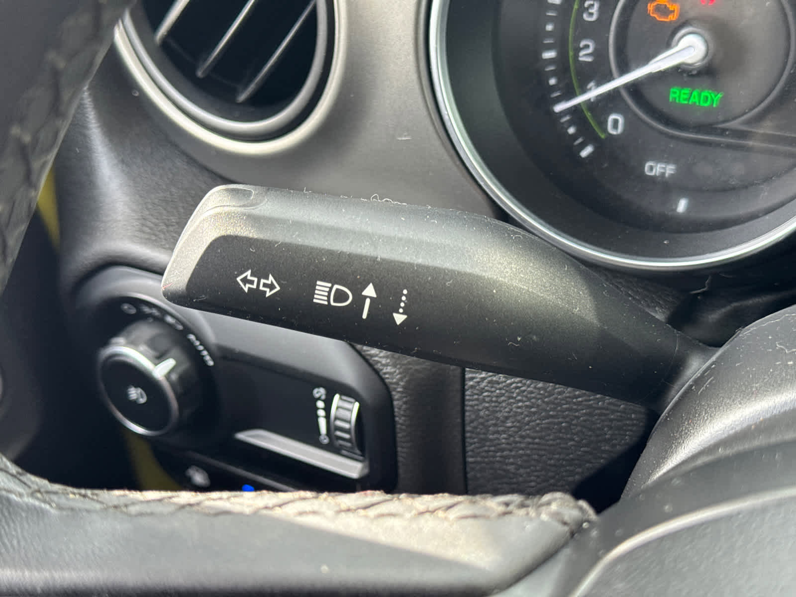 Used 2023 Jeep Wrangler Unlimited w/ Convenience Group image 19