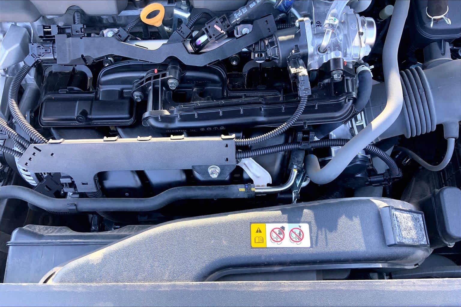 Used 2024 Toyota Camry XLE FWD image 33