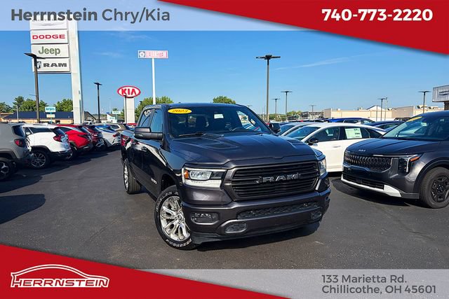 Used 2023 RAM 1500 Laramie AWD/4WD image 1