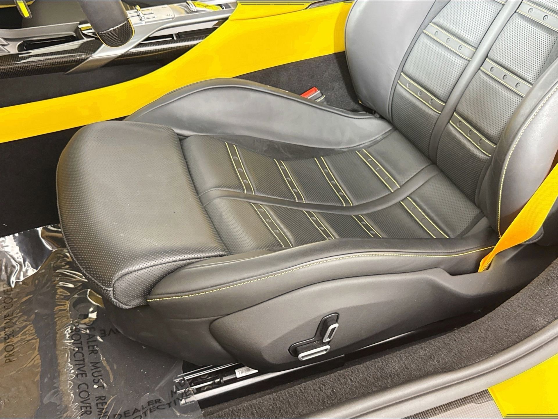 Certified 2025 Ferrari 12Cilindri image 19