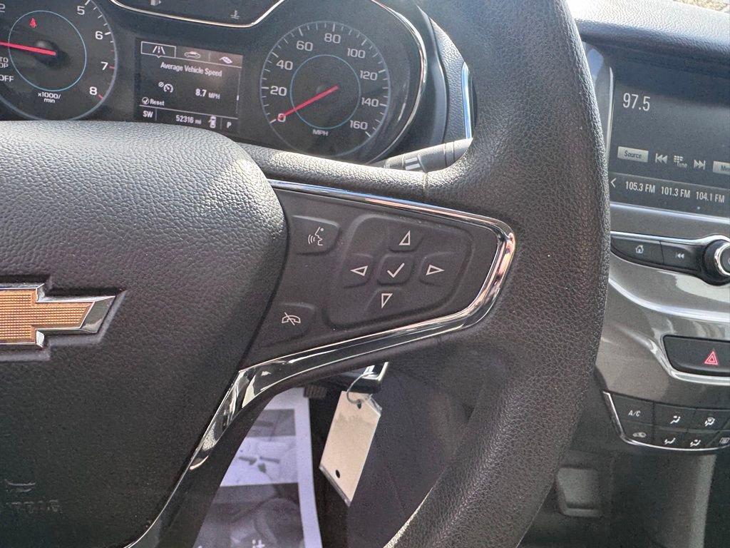 Used 2017 Chevrolet Cruze LT image 16