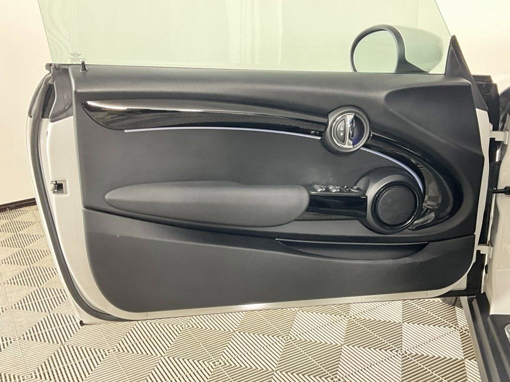Used 2024 MINI Cooper S image 18