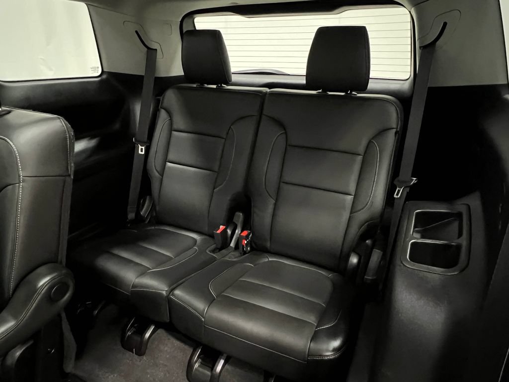 Used 2018 GMC Acadia SLT w/ LPO, Floor Liner Package AWD/4WD image 33