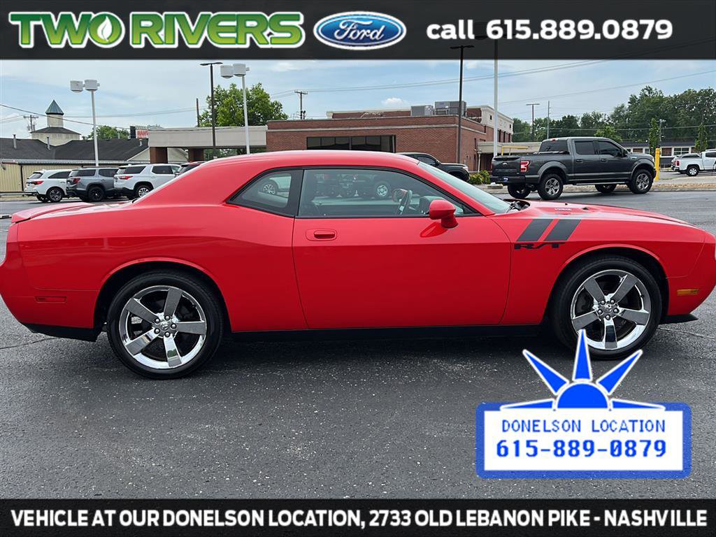 Used 2010 Dodge Challenger R/T RWD image 12