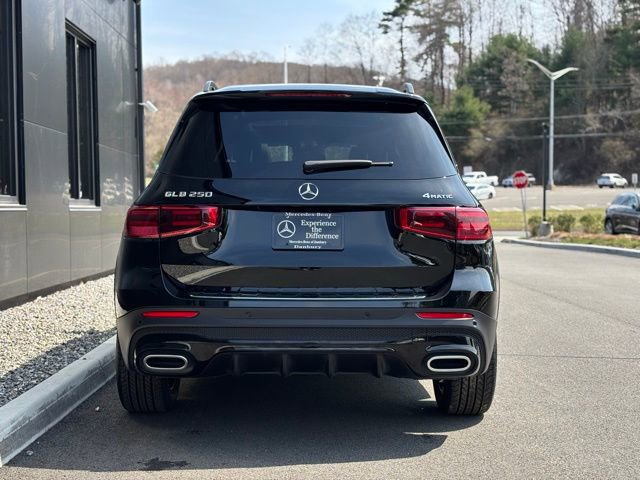 Used 2026 Mercedes-Benz GLB 250 4MATIC image 6
