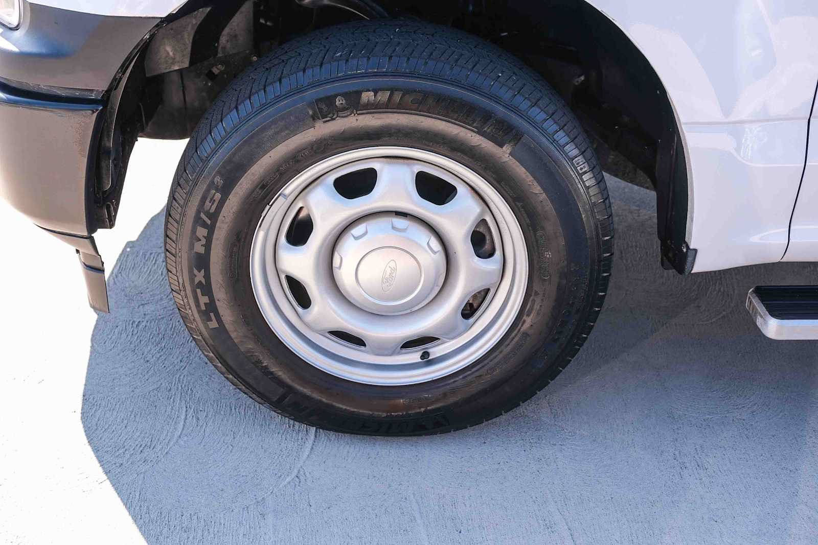 Used 2019 Ford F150 XL w/ Equipment Group 101A Mid RWD image 10