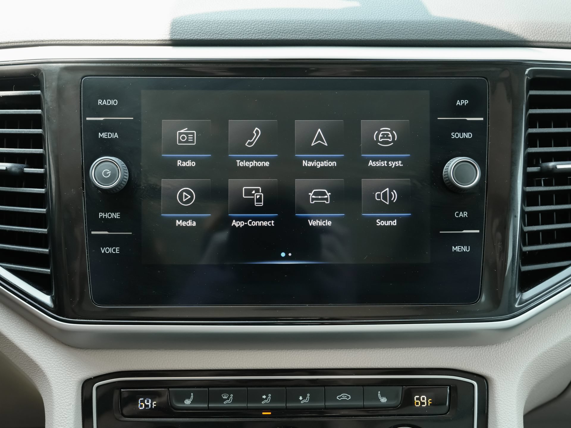 Used 2022 Volkswagen Atlas SE w/ Panoramic Sunroof Package FWD image 13