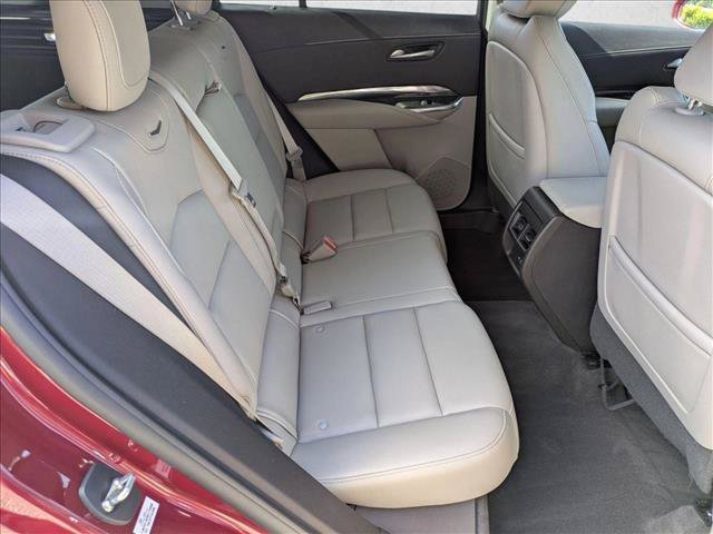 Used 2020 Cadillac XT4 Luxury w/ LPO, Premium Carpet Package FWD image 19