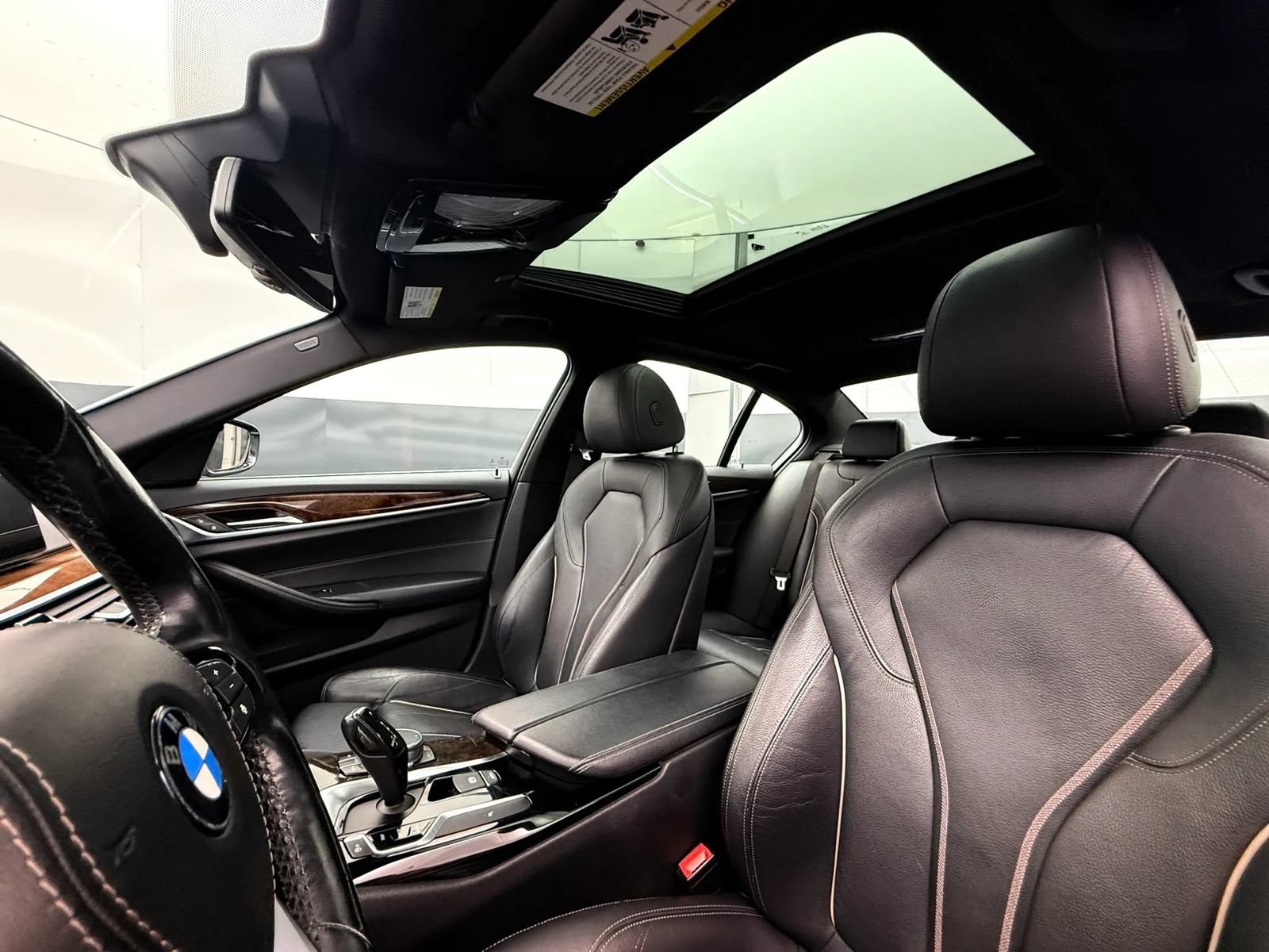 Used 2018 BMW 530i xDrive w/ Premium Package AWD/4WD image 50