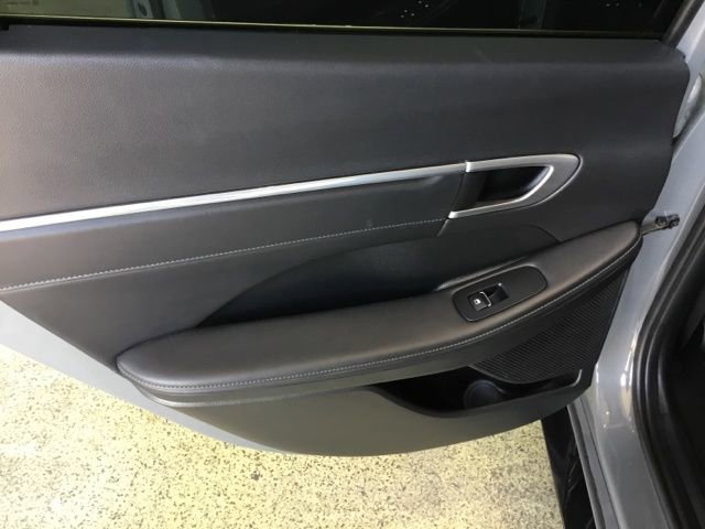 Used 2022 Hyundai Sonata Limited image 42