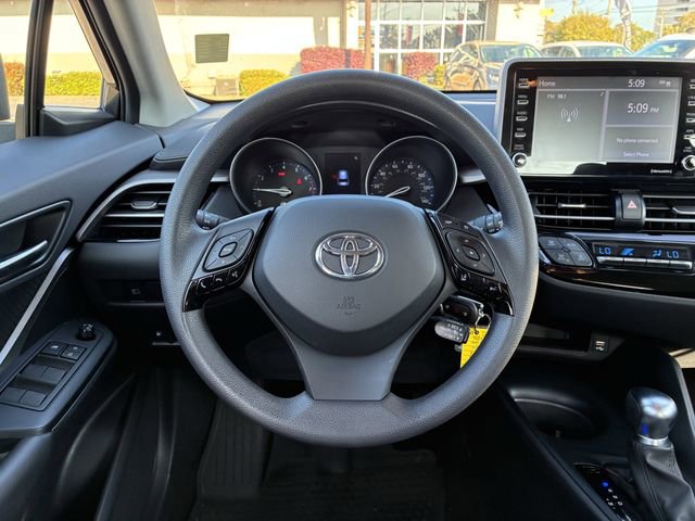 Used 2021 Toyota C-HR LE FWD image 10