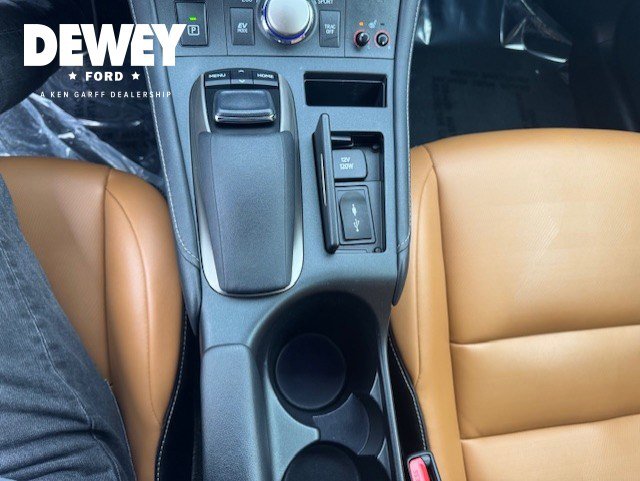 Used 2016 Lexus CT 200h w/ Navigation Package image 23