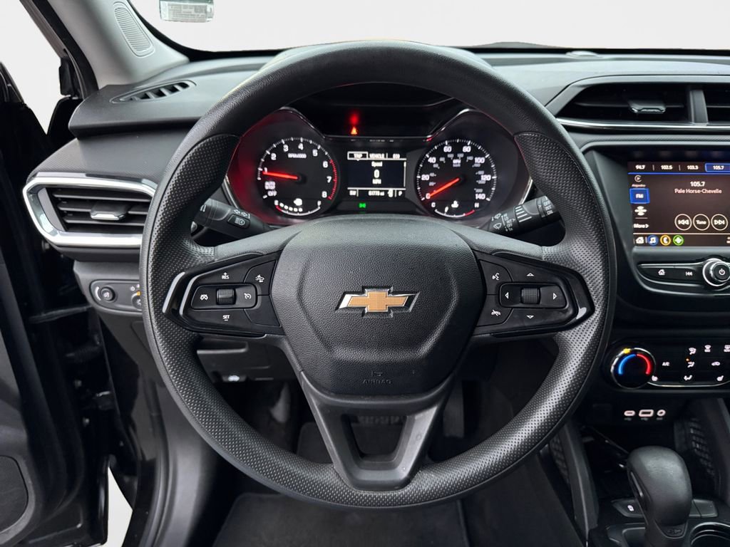 Used 2023 Chevrolet TrailBlazer LT image 11
