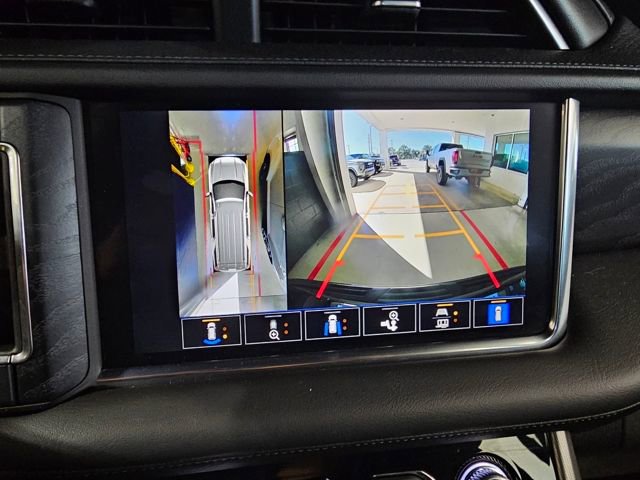 Used 2022 GMC Yukon XL Denali w/ Denali Ultimate Package image 34