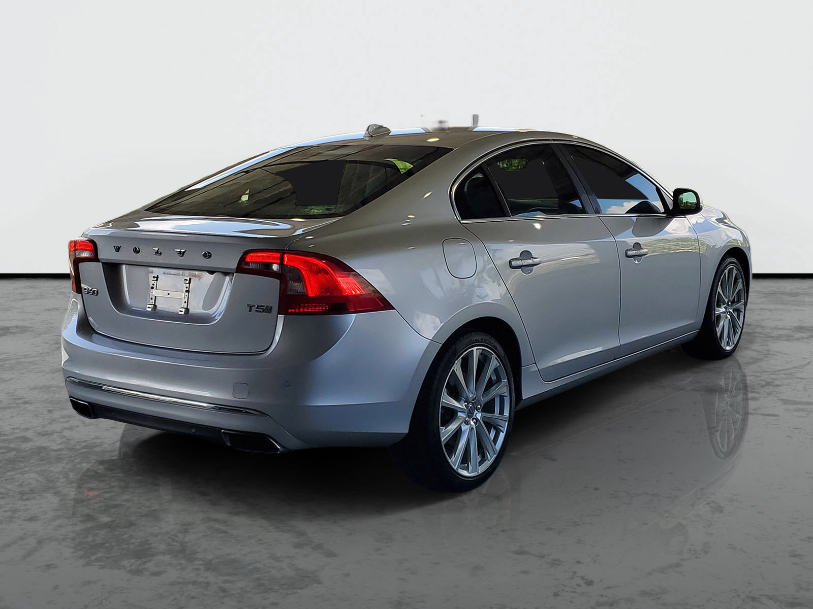 Used 2017 Volvo S60 T5 Inscription Platinum FWD image 2