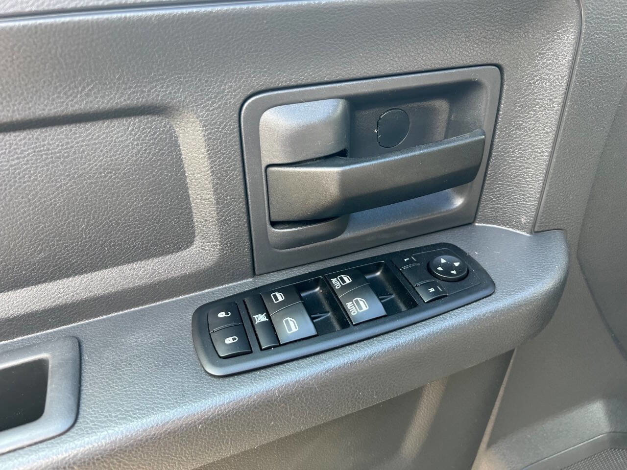 Used 2012 RAM 1500 Express w/ ST Popular Equipment Group AWD/4WD image 16