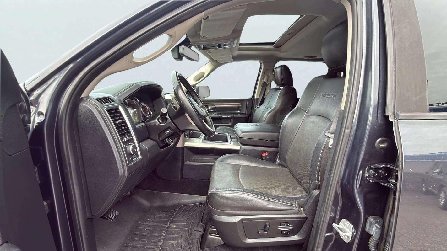 Used 2014 RAM 1500 Laramie AWD/4WD image 17