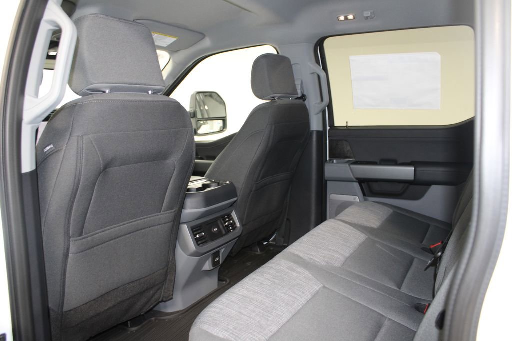 New 2026 Ford F250 XLT w/ XLT Premium Package image 28