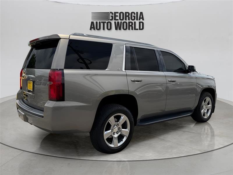 Used 2018 Chevrolet Tahoe LT w/ Luxury Package RWD image 14
