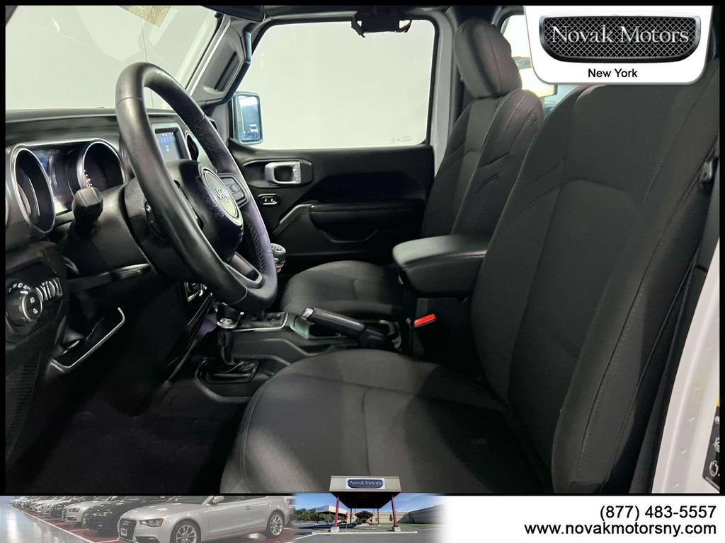 Used 2022 Jeep Gladiator Sport AWD/4WD image 16
