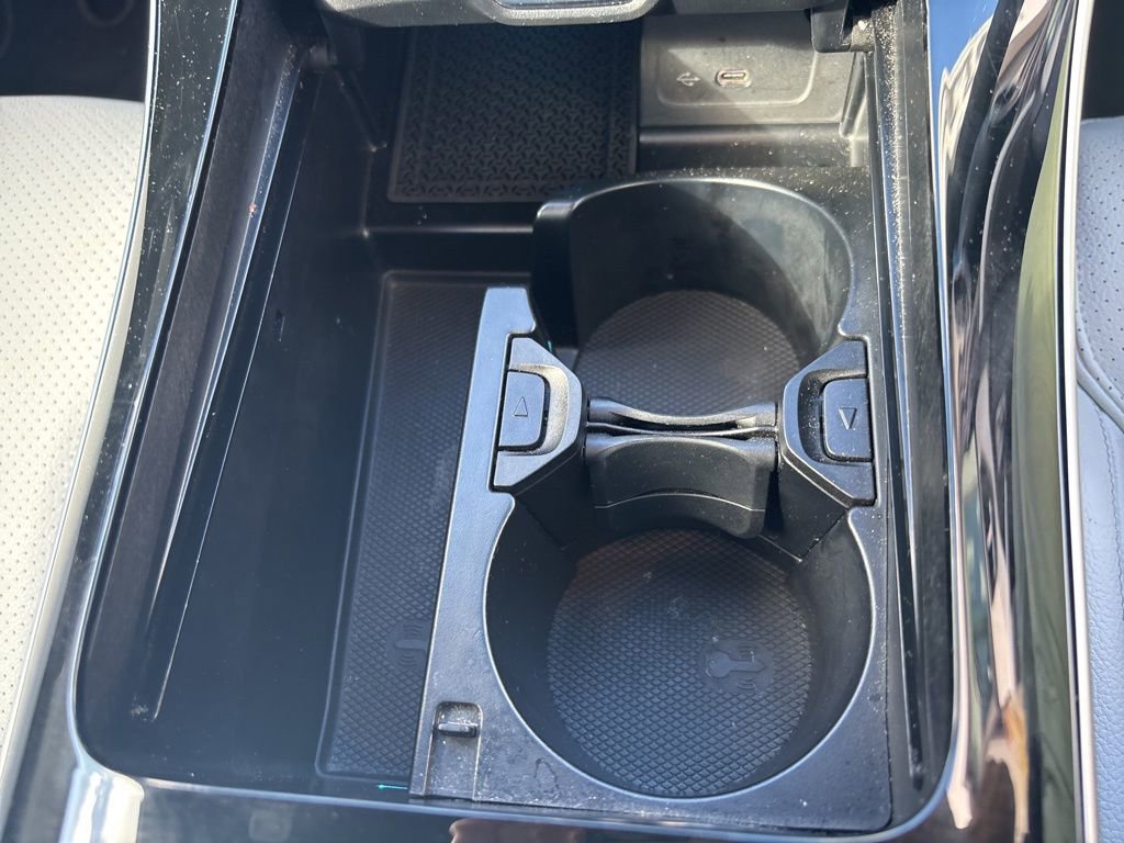 Used 2024 Mercedes-Benz C 300 Sedan image 27