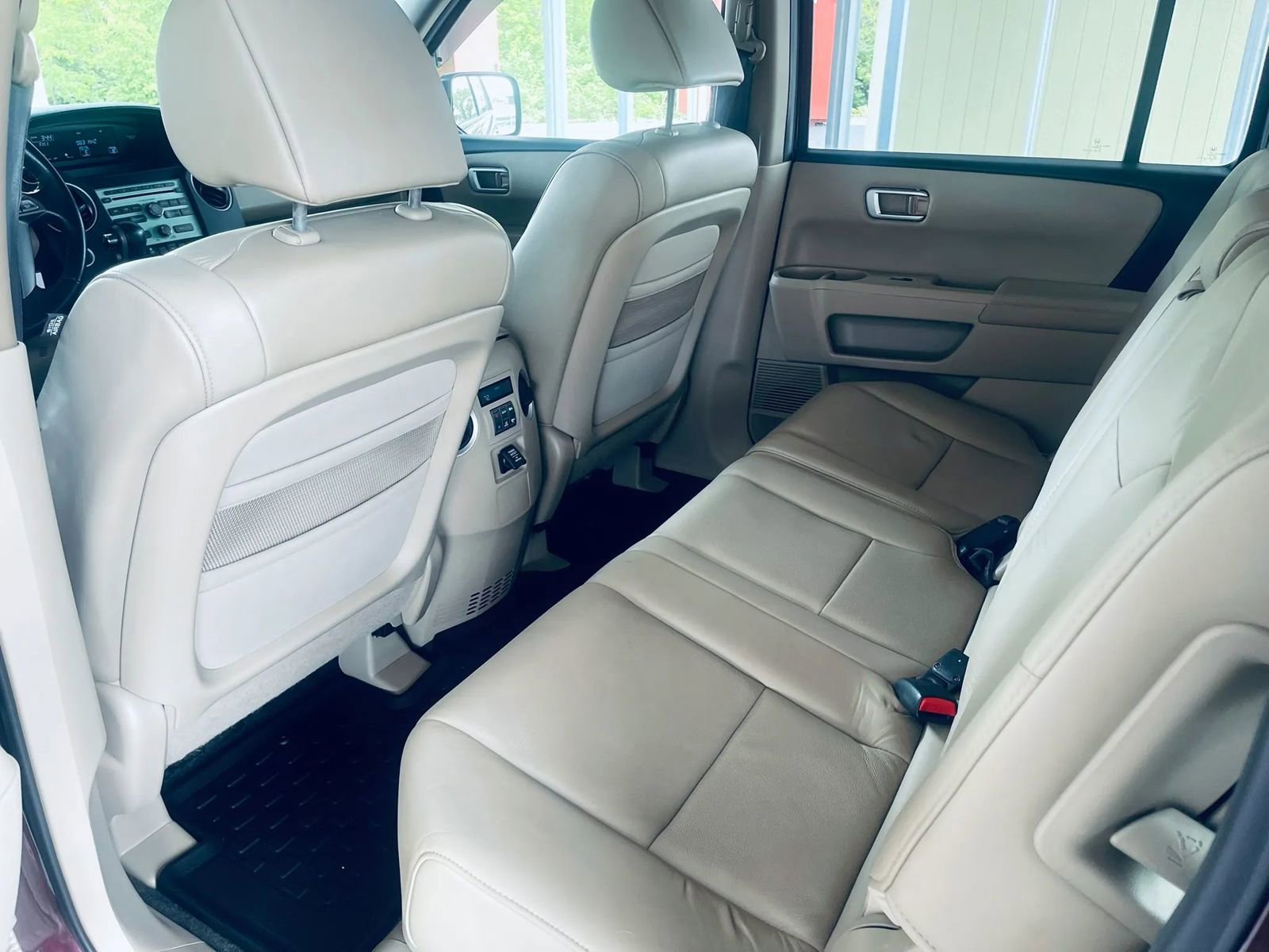 Used 2010 Honda Pilot EX-L image 13