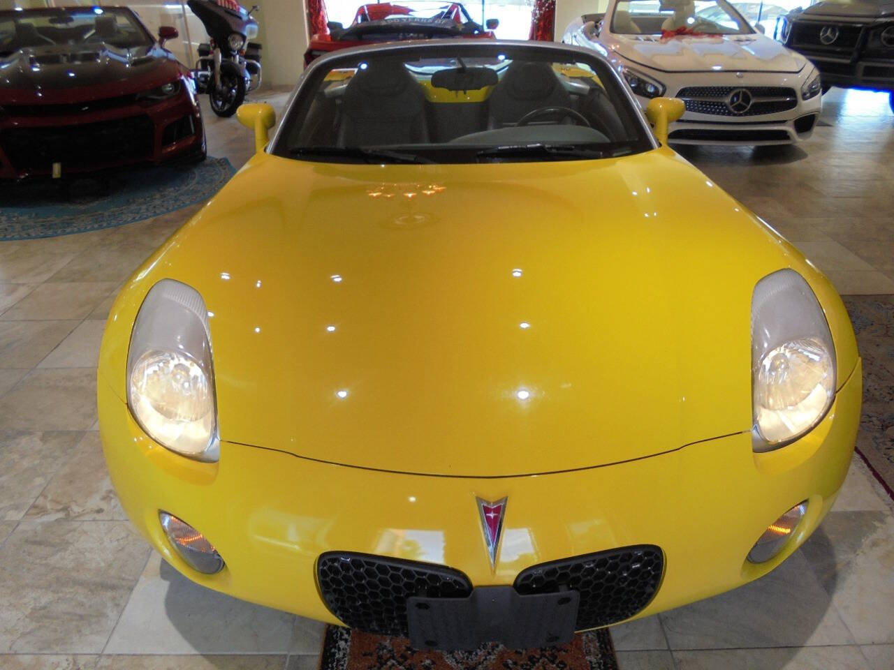 Used 2007 Pontiac Solstice Convertible RWD image 29