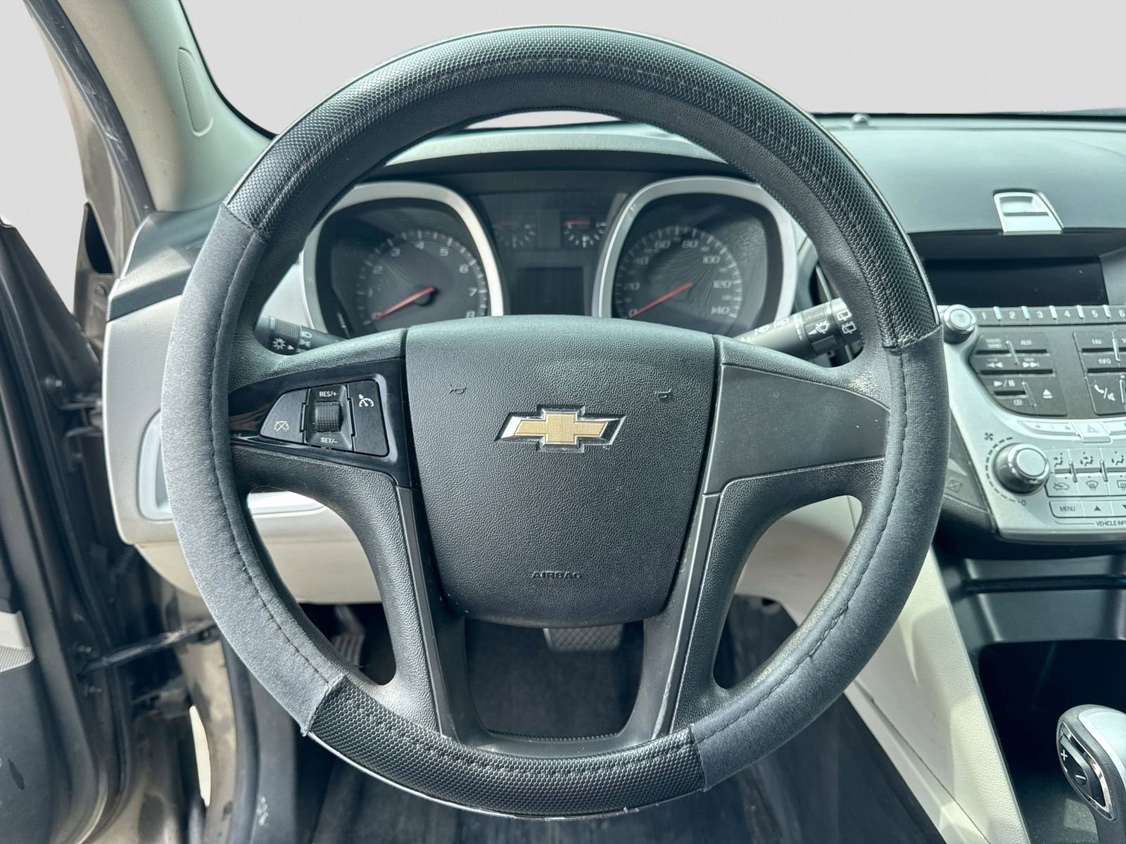 Used 2010 Chevrolet Equinox LS FWD image 5
