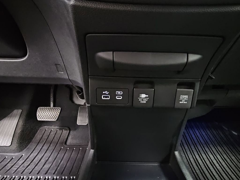 Used 2025 Honda Odyssey Elite image 21