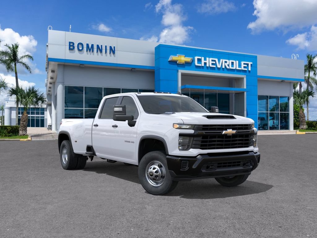 Used 2026 Chevrolet Silverado 3500 W/T AWD/4WD image 2