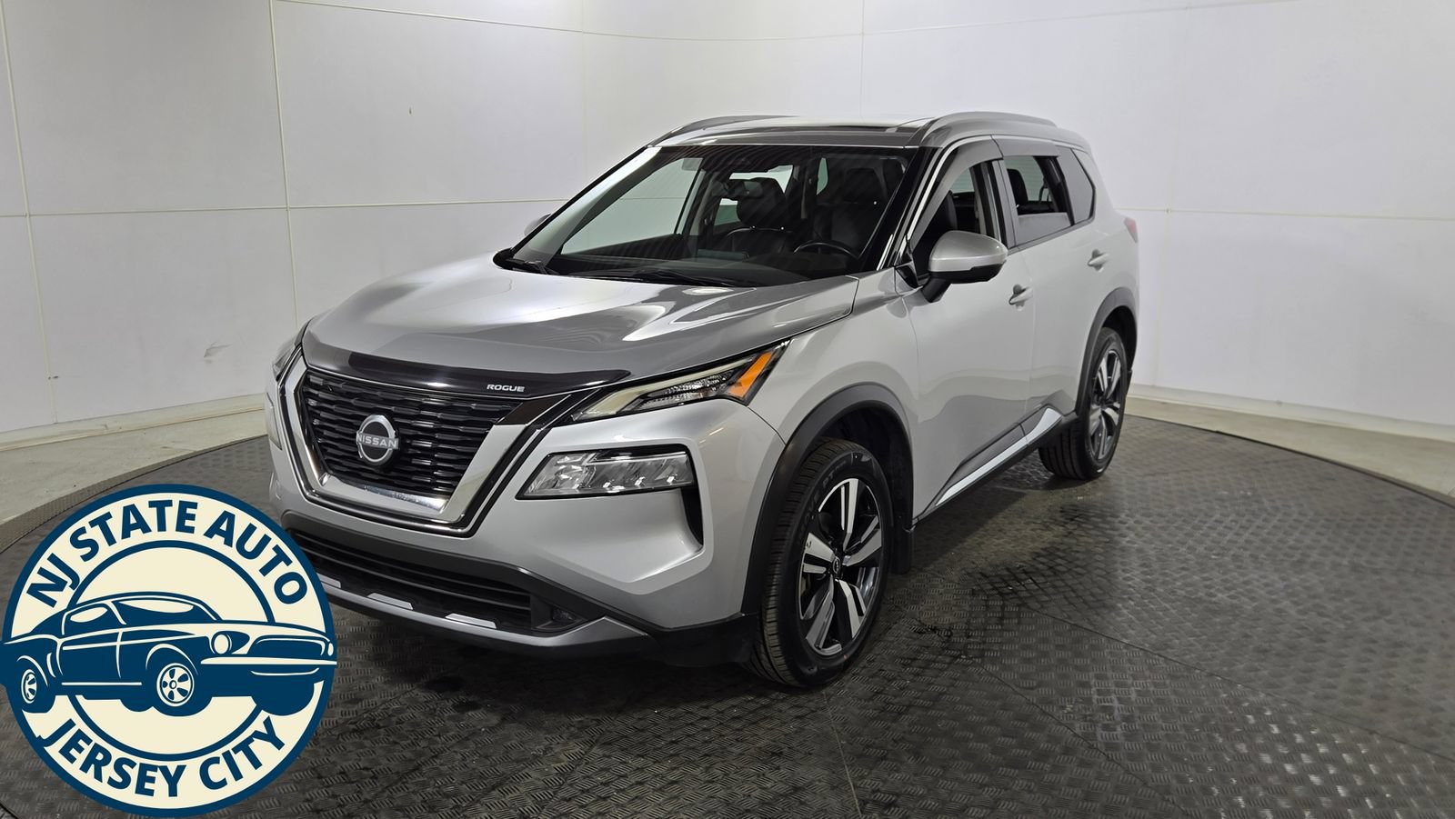Used 2022 Nissan Rogue SL FWD image 3