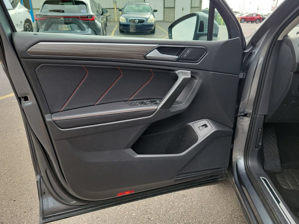 Used 2024 Volkswagen Tiguan Wolfsburg Edition FWD image 20