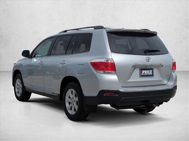 Used 2011 Toyota Highlander SE w/ Tow Pkg image 8
