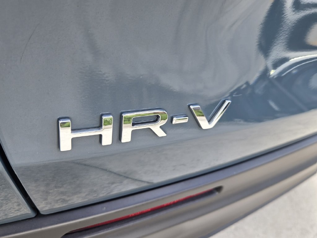 Certified 2025 Honda HR-V LX image 14
