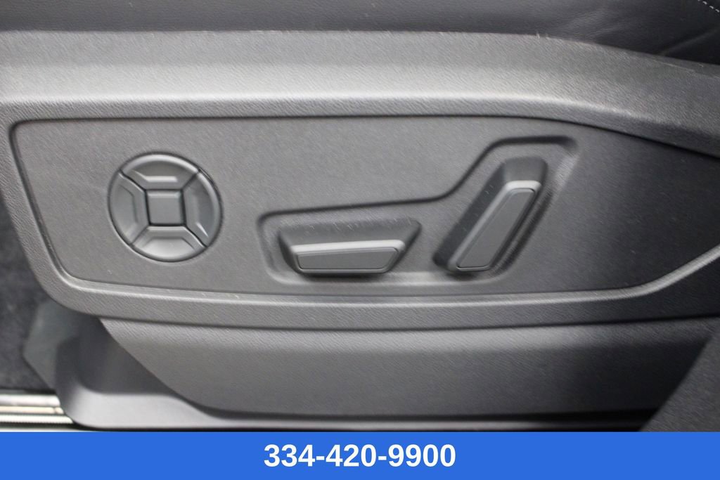 New 2025 Audi Q5 Premium Plus image 18