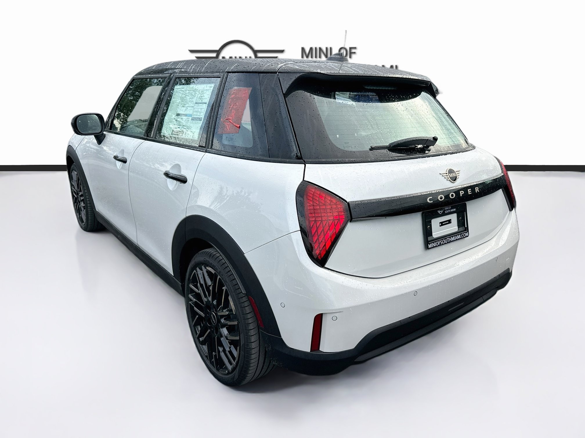 New 2026 MINI Cooper 4-Door Hardtop FWD image 4