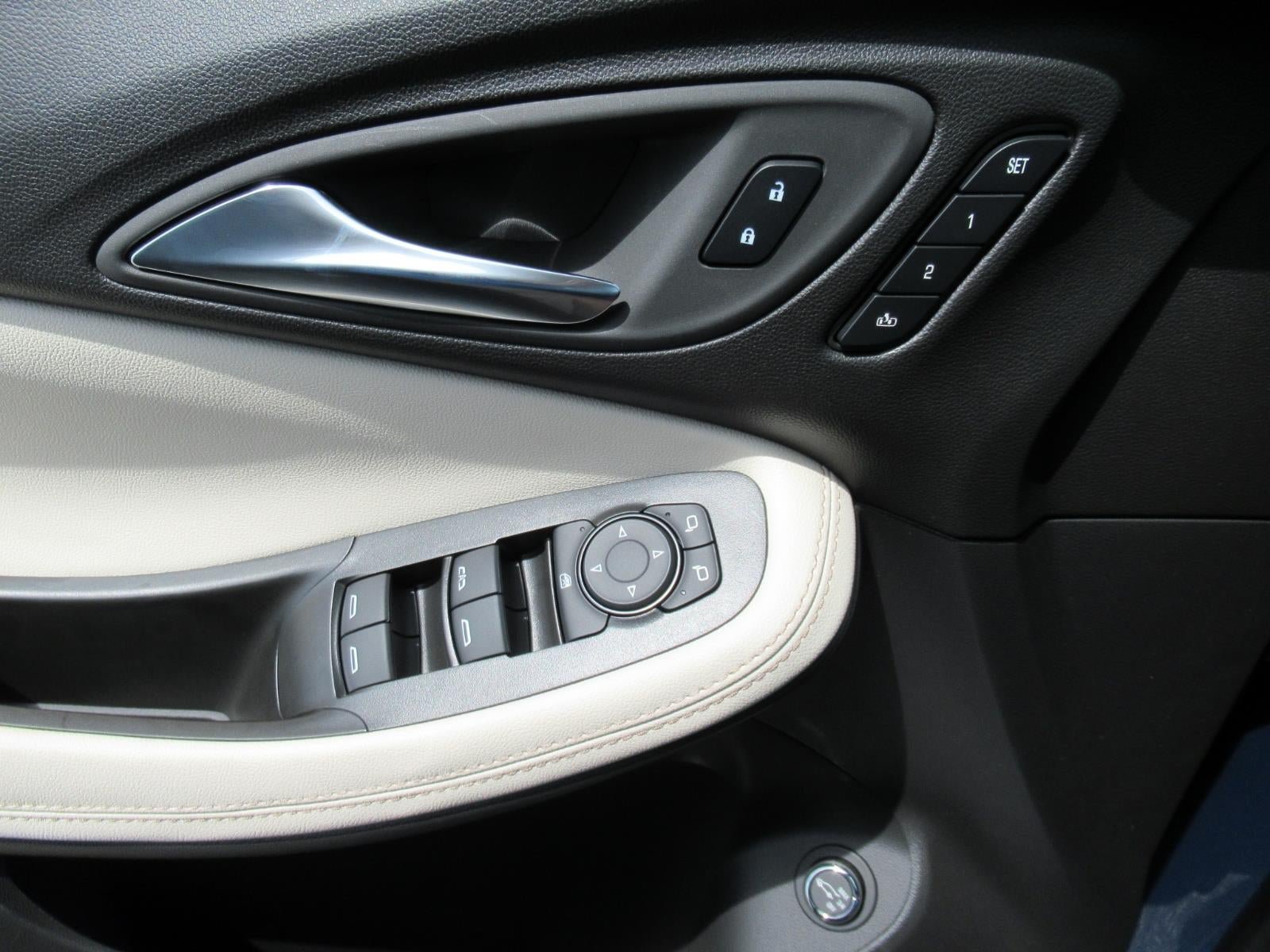 New 2026 Buick Encore GX Avenir w/ Avenir Technology Package FWD image 22