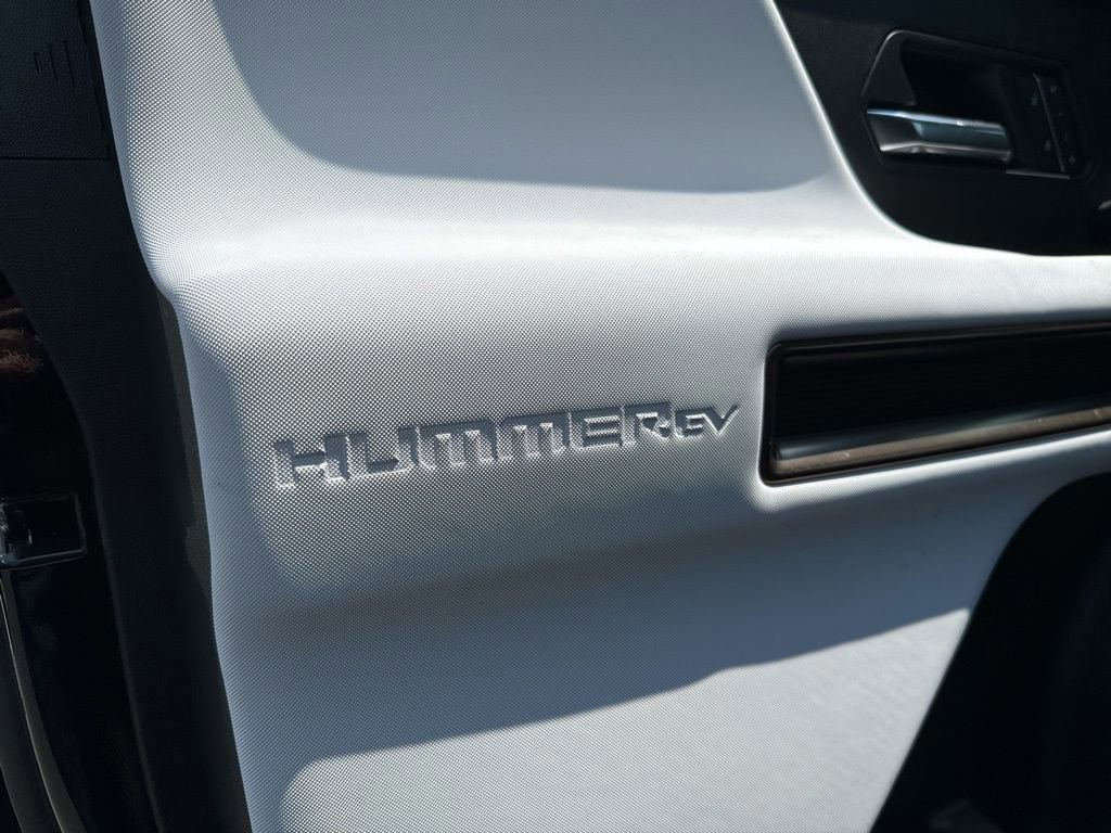 New 2025 GMC Hummer EV 2X w/ LPO, Dark Essentials Package image 68