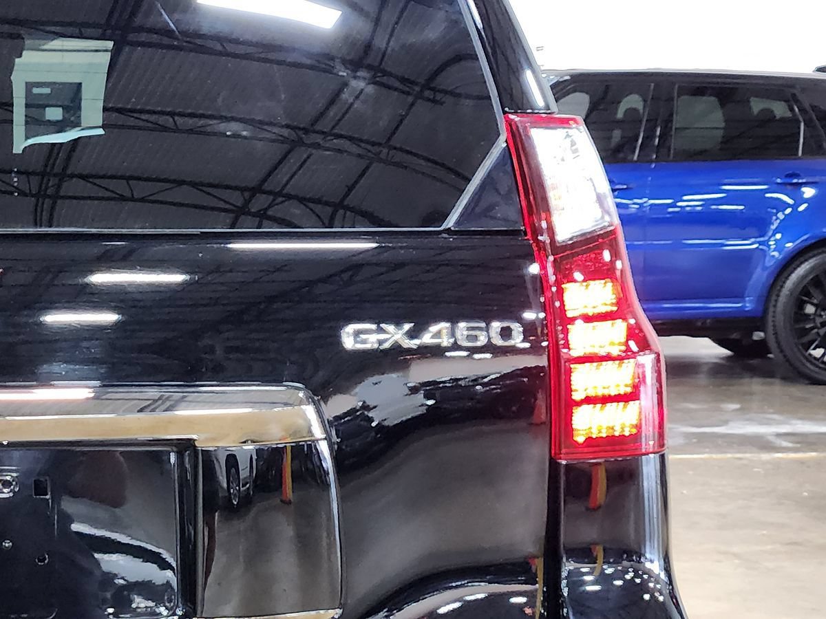 Used 2022 Lexus GX 460 w/ Black Line Special Edition AWD/4WD image 22