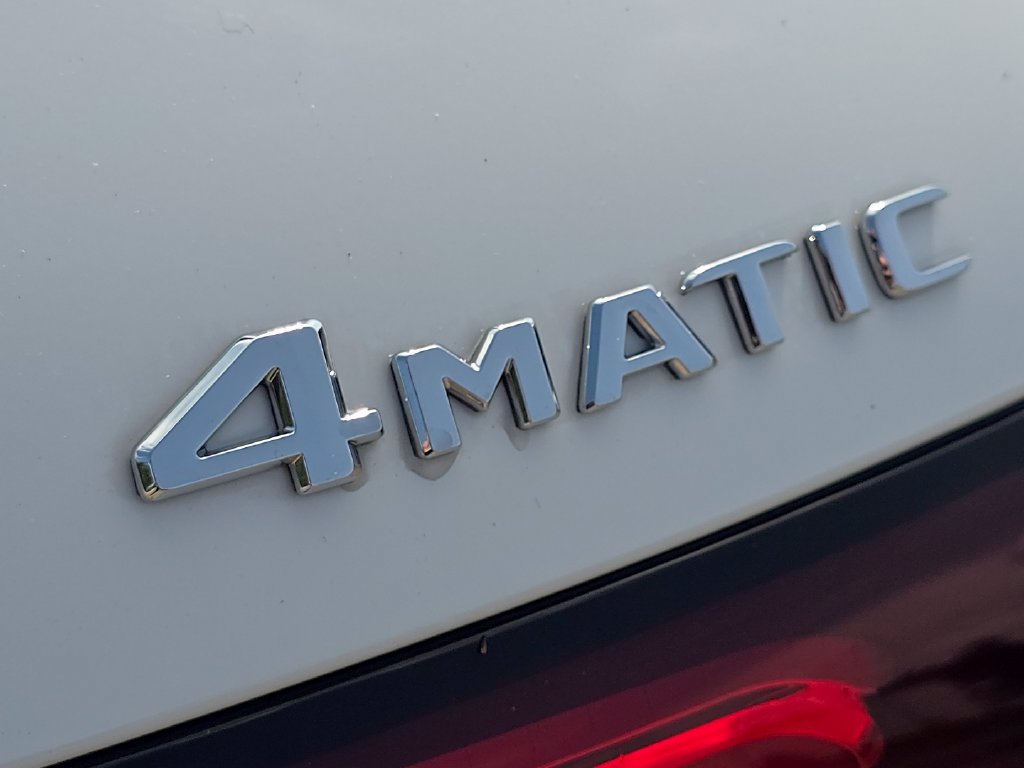 Used 2026 Mercedes-Benz GLC 300 4MATIC image 5