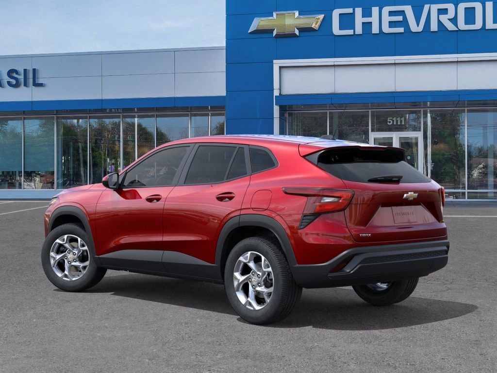New 2026 Chevrolet Trax LS w/ LS Convenience Package FWD image 3