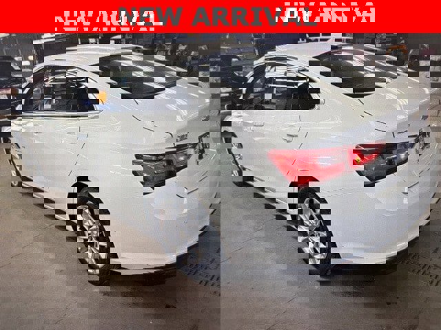 Used 2024 Chevrolet Malibu LT image 9