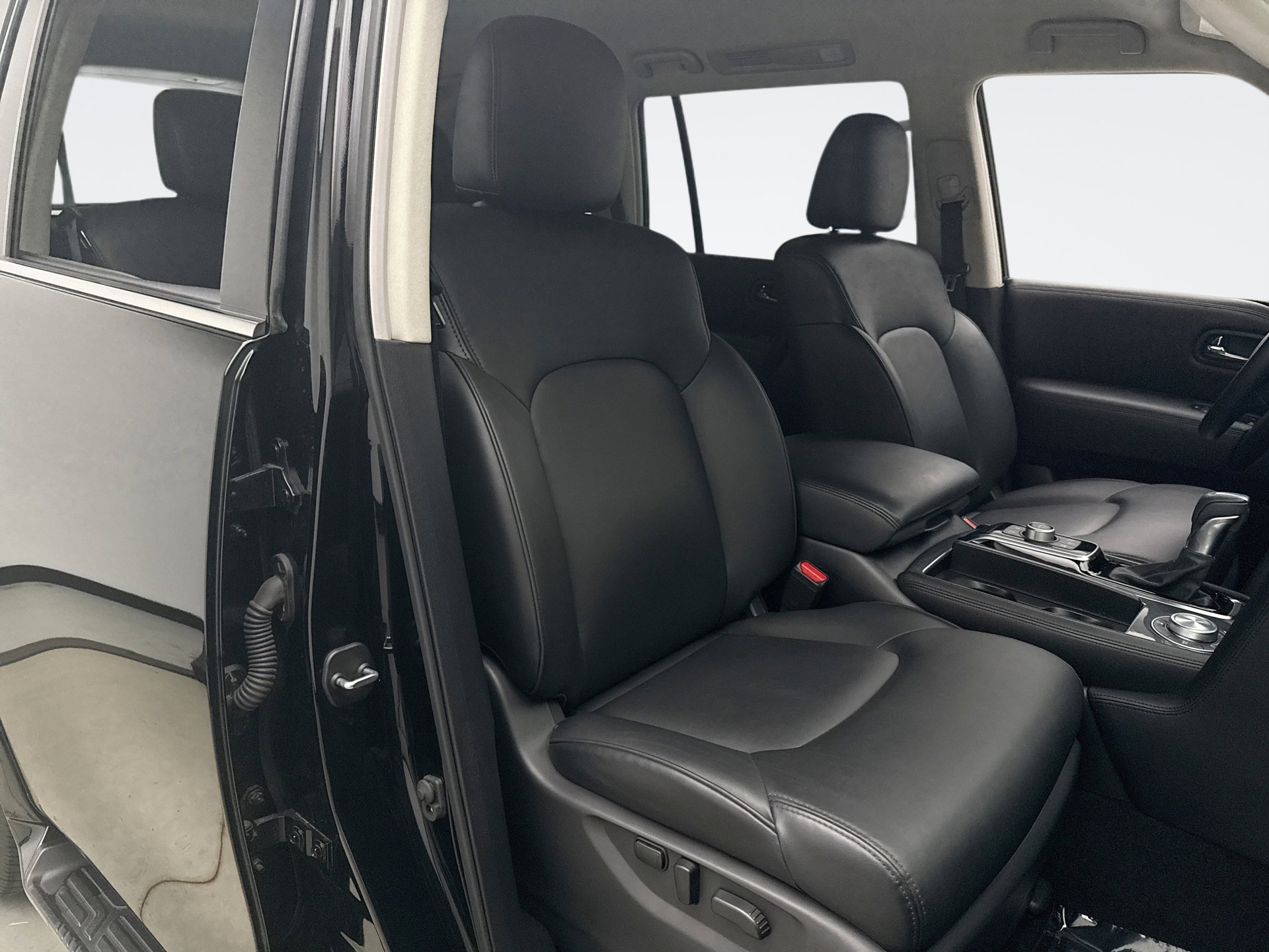 Used 2024 Nissan Armada SV w/ Cargo Package AWD/4WD image 17