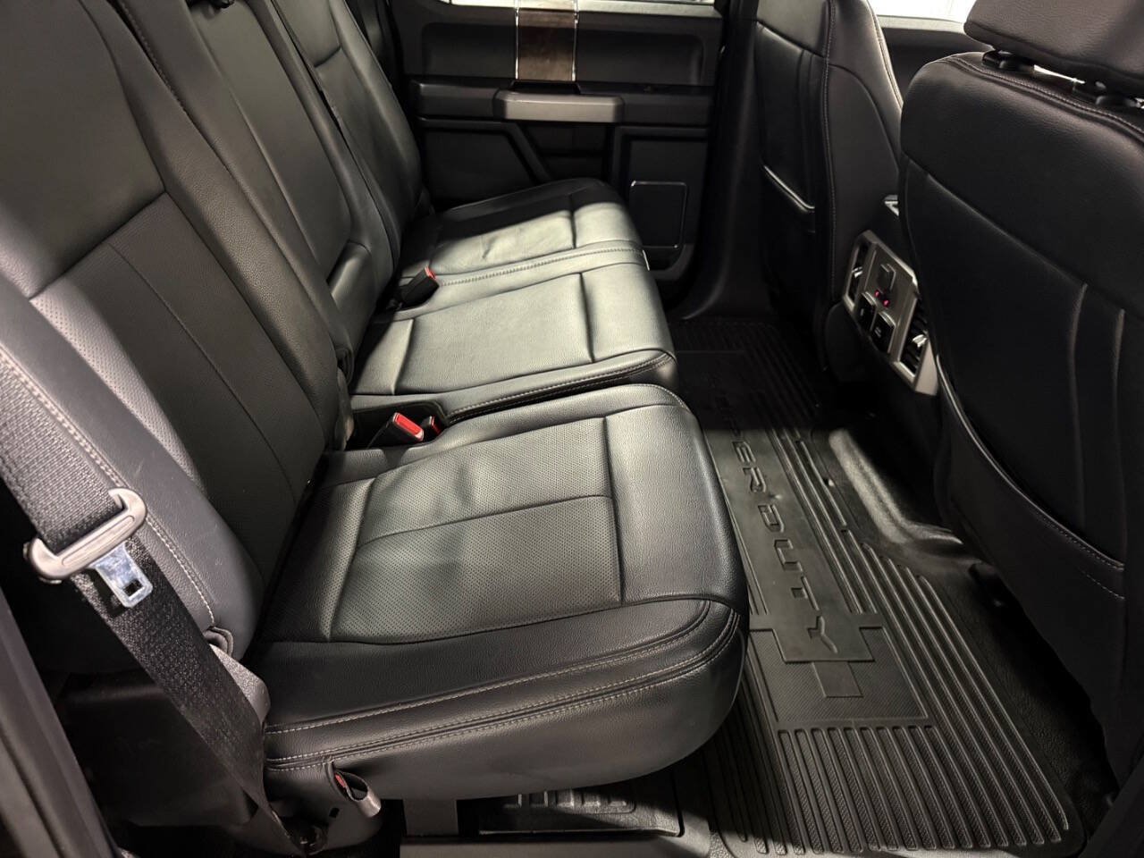 Used 2022 Ford F350 Lariat AWD/4WD image 19